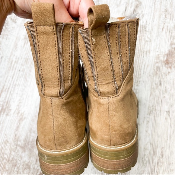 Universal Threads Brown Faux Fur Lace Up Boots Size 9.5 - Picture 4 of 5